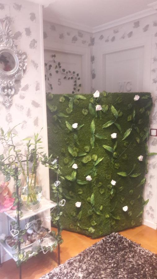Mozues Apartment Sámano Екстериор снимка